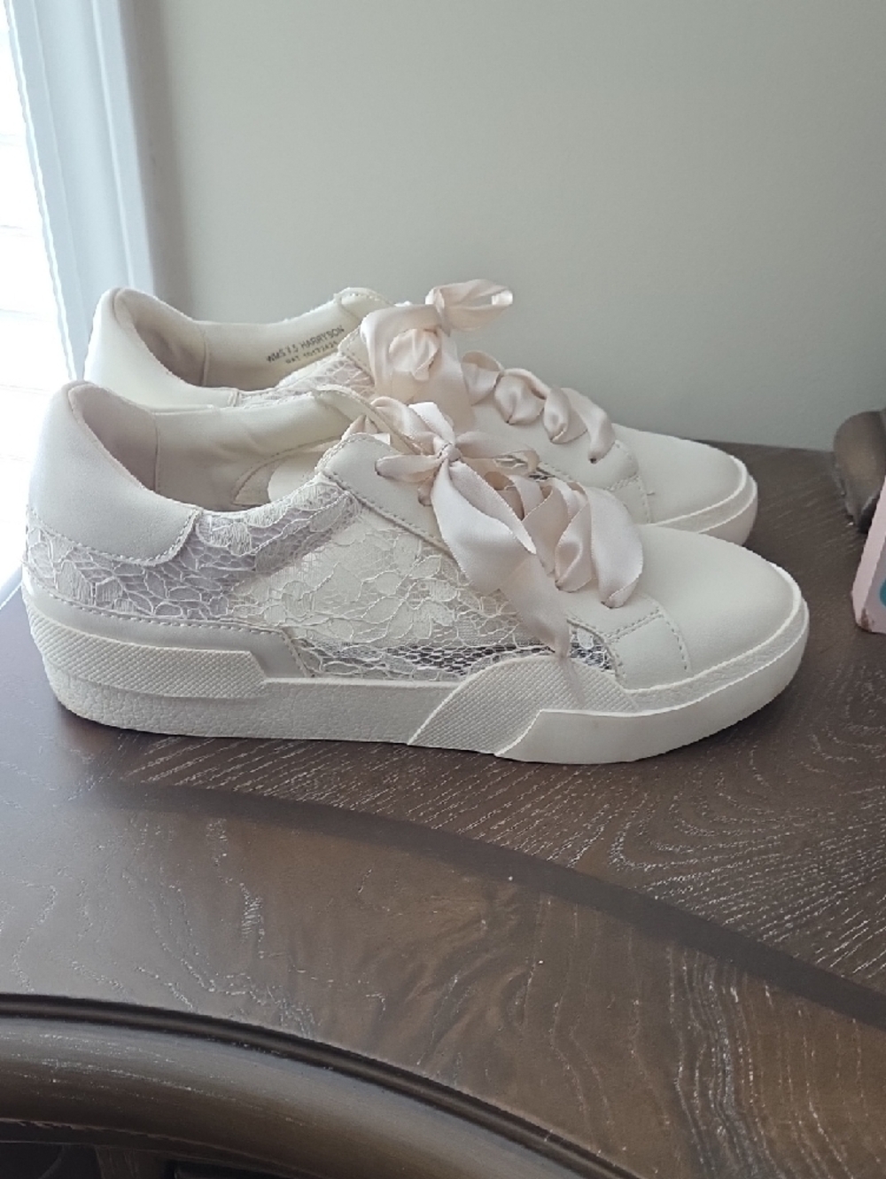 Dolce Vita Cream Ribbon-Lace Sneakers - Picture 3 of 8
